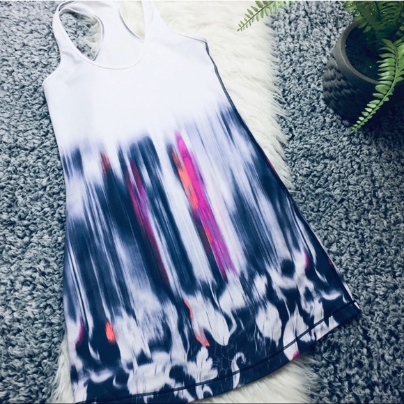 Lululemon Top - Picture 2 of 6